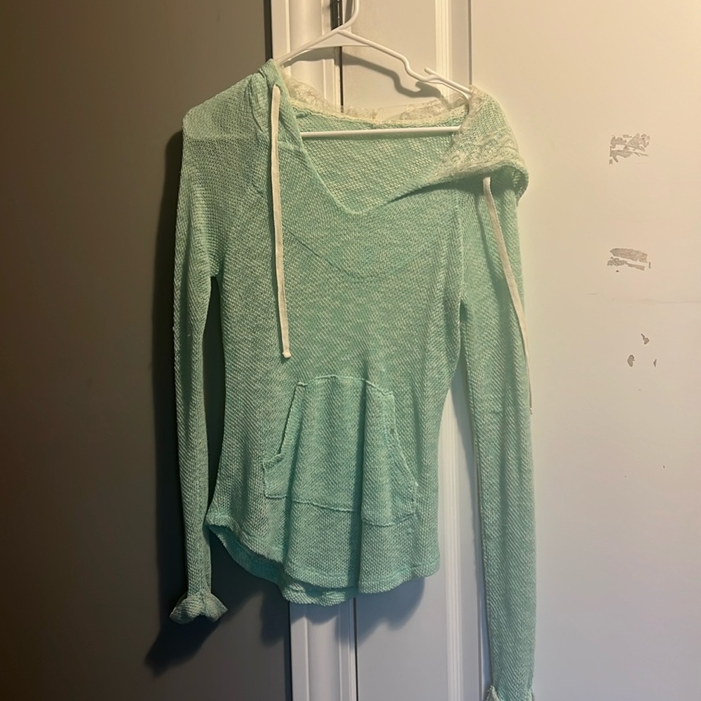 Women’s medium top